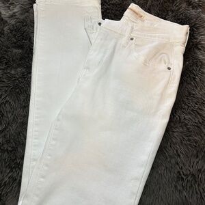 Women’s Levi Jeans
